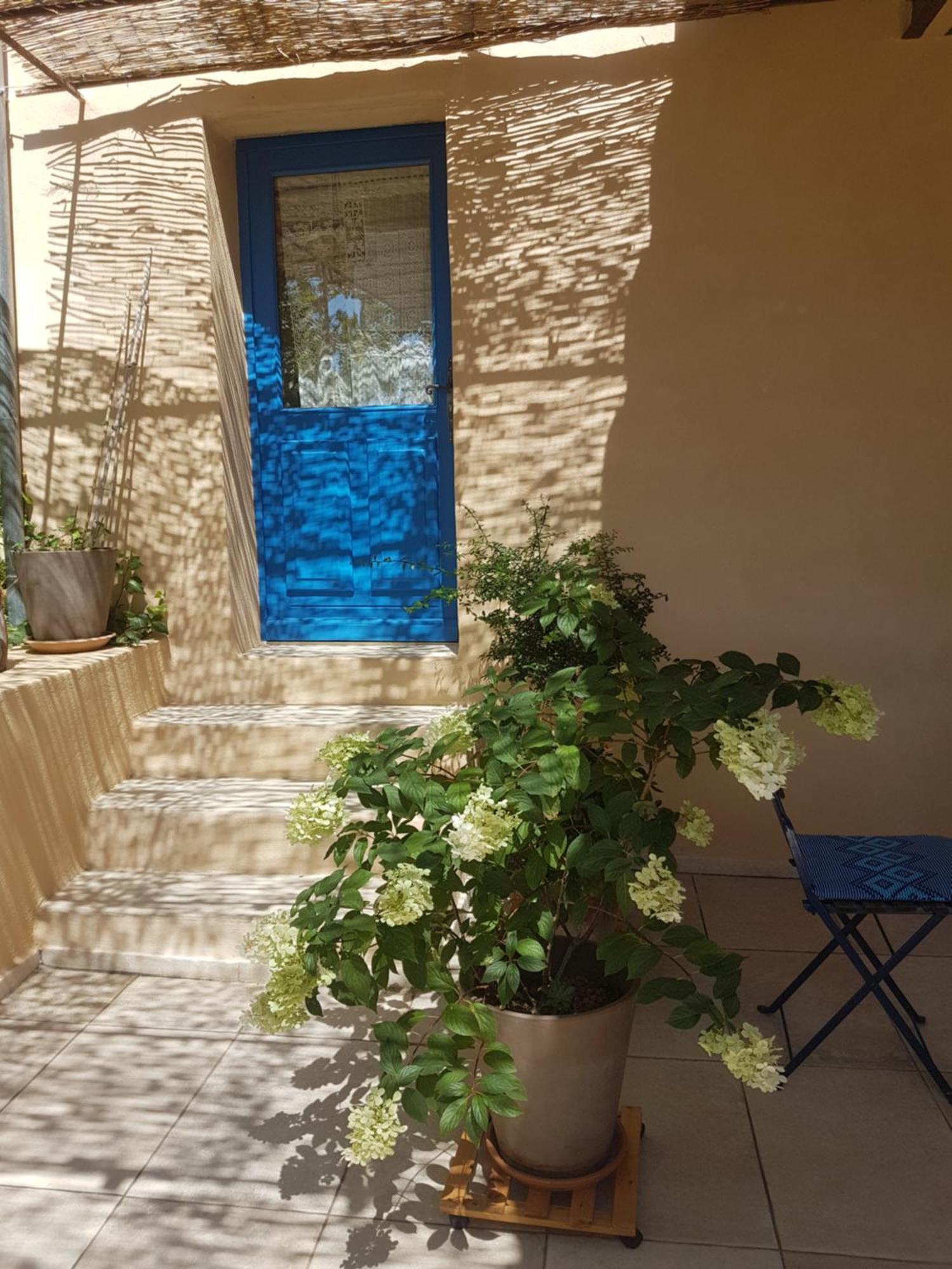 Bed and Breakfast La Colline Bleue Banne Exteriér fotografie