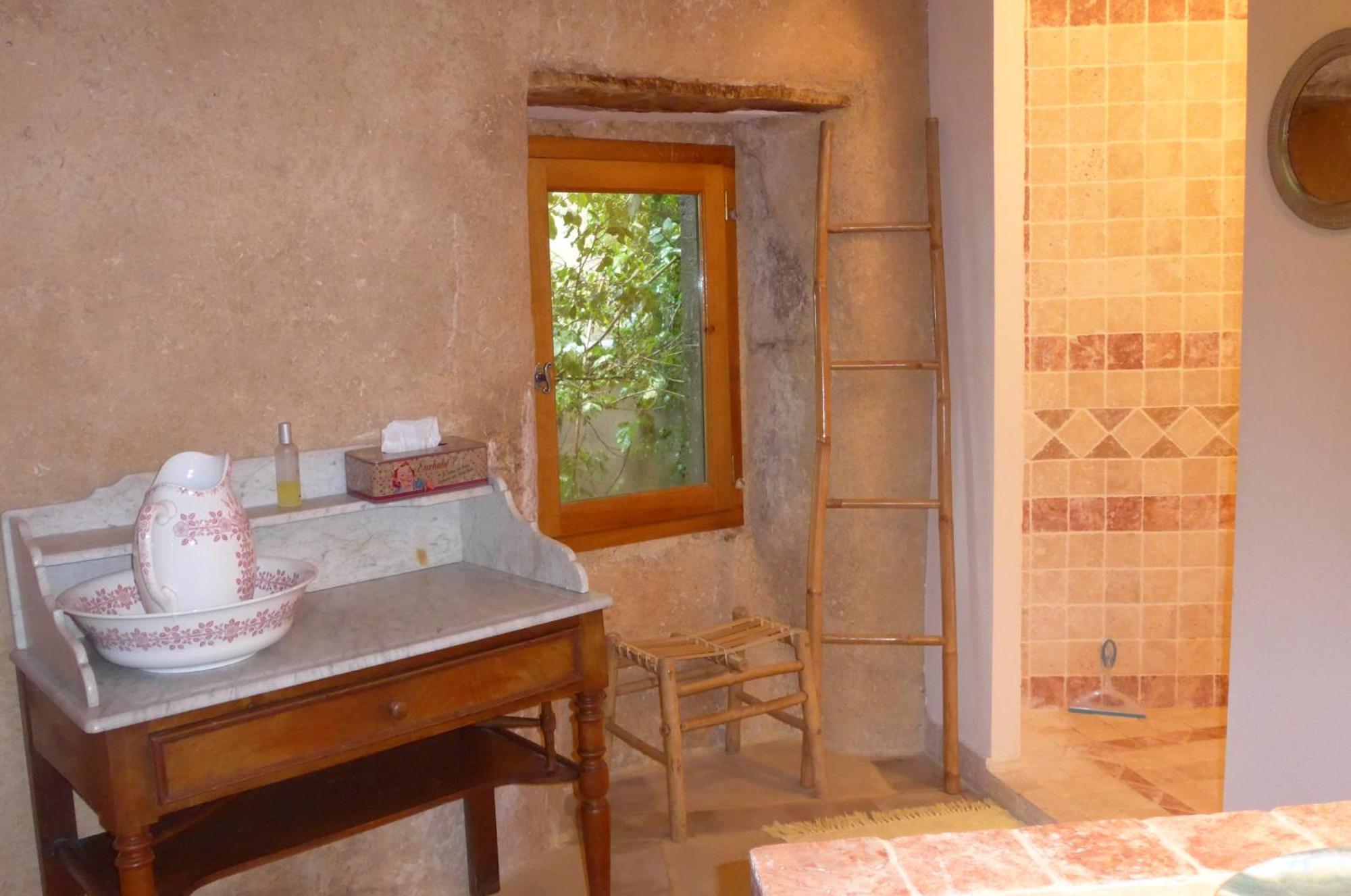 Bed and Breakfast La Colline Bleue Banne Exteriér fotografie