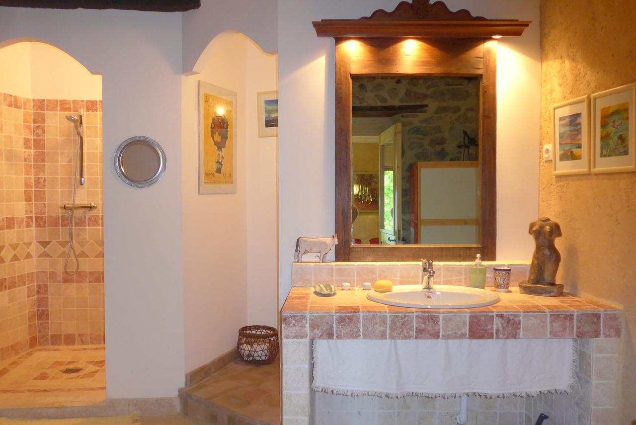 Bed and Breakfast La Colline Bleue Banne Exteriér fotografie